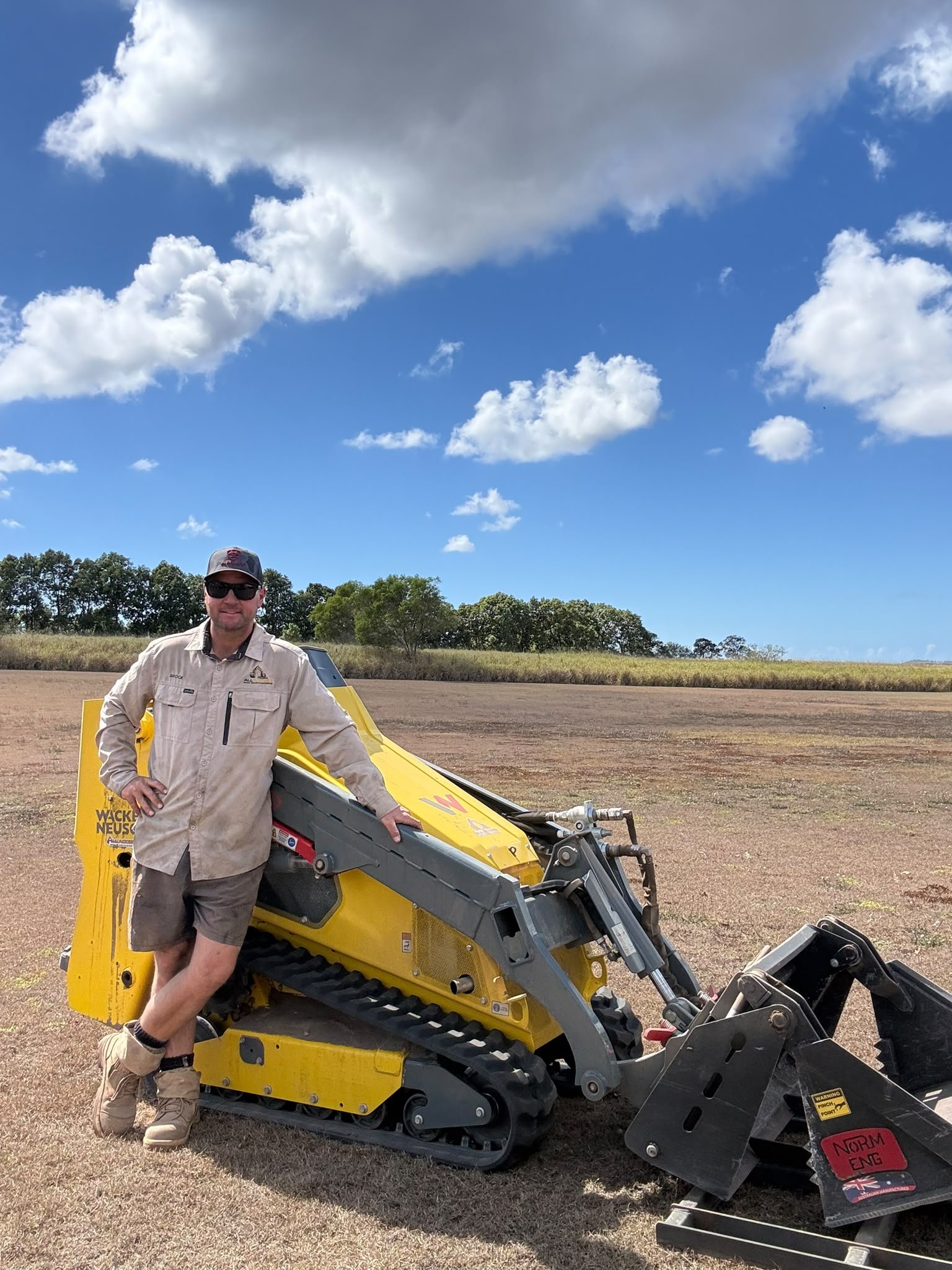 🚜 Chain Trencher & Mini Posi Track